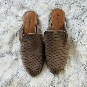 Flats/loafers